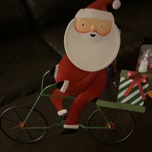 Santa stand! Must go making room for different decorations!